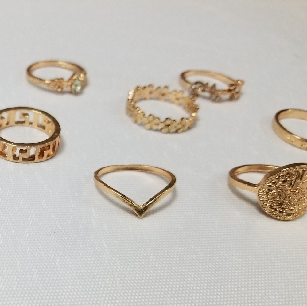 Fashionable Gold Stackable 15pc Rings - Picture 7 of 8